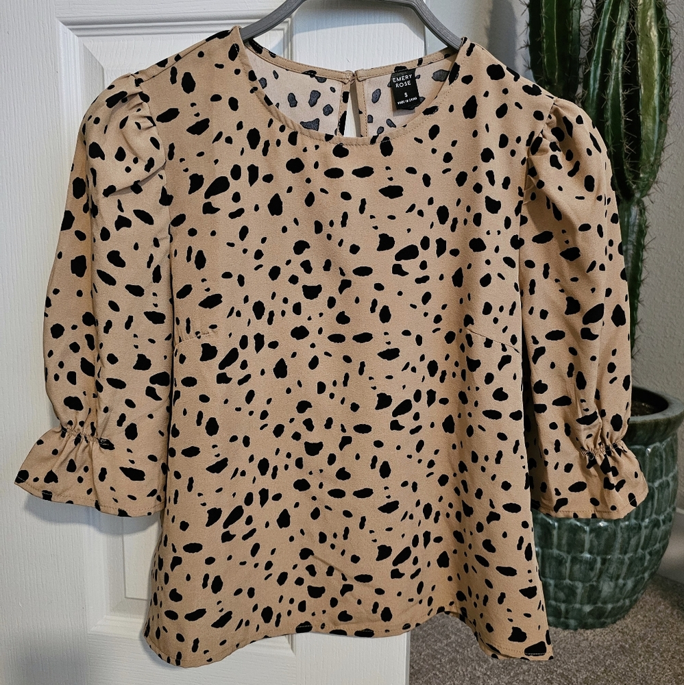 Animal print Blouse sz Small